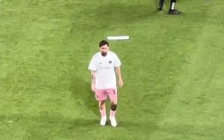 雷速官网-法甲联赛再现惊世逆转，球迷疯狂欢呼