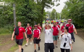 雷速官网下载-西班牙力克丹麦晋级，丹麦球迷沮丧回家