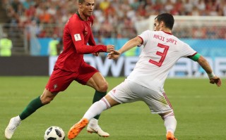 雷速-足球巨星对决！欧洲联赛场面精彩绝伦