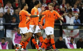 雷速直播-英格兰队挑战法国，德国队迎战荷兰