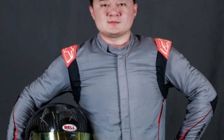 雷速-选手获佳绩排名领先，赛道上奋力拼搏展现实力