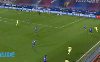 雷速官网-埃瓦尔前锋梅开二度，独中两球帮助球队取胜