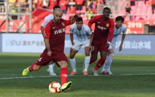 雷速官网-河北华夏幸福客场对战广州富力，实力对比谁能笑到最后