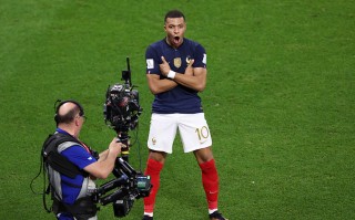 雷速直播-波兰力挫德国，赢得比赛晋级机会