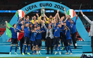 雷速官网下载-比利时队在欧洲预选赛中展现强大实力