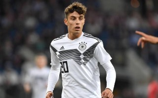 雷速官网下载-丹麦队惊艳表现，成功晋级半决赛