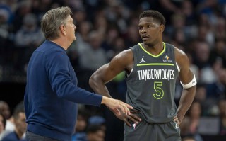 雷速直播-森林狼球队高层表示重用年轻球员