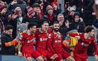 雷速-里尔球员密切配合，备战欧冠小组赛决心夺冠