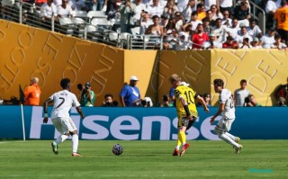 雷速官网下载-多特蒙德遭遇暴力逆转，遗憾失利