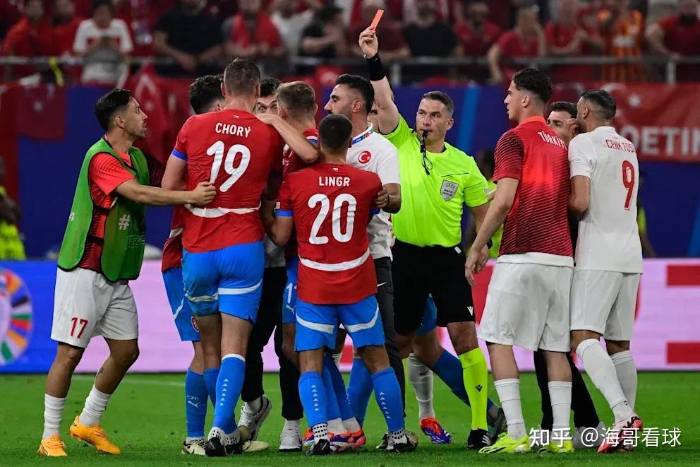 雷速直播-捷克足球队历史性晋级欧国联决赛-第1张图片-雷速官网 雷速直播-捷克足球队历史性晋级欧国联决赛-第1张图片-雷速官网