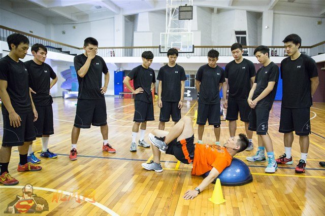 雷速官网下载-美职篮球员加强体能训练备战新赛季-第2张图片-雷速官网 雷速官网下载-美职篮球员加强体能训练备战新赛季-第2张图片-雷速官网