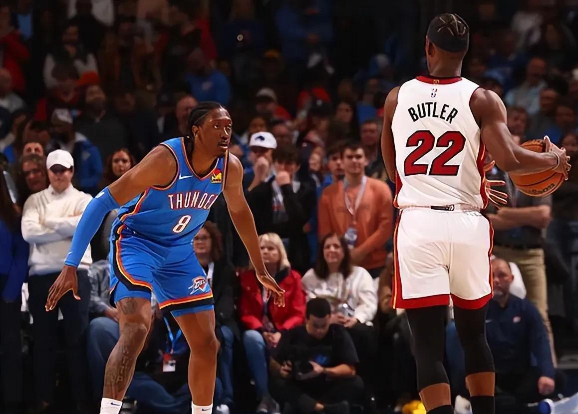 雷速官网-热火备战迎接76人全力夺胜-第2张图片-雷速官网 雷速官网-热火备战迎接76人全力夺胜-第2张图片-雷速官网