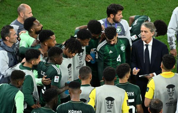 雷速直播-国际足球比赛中的强强对话令人期待-第1张图片-雷速官网