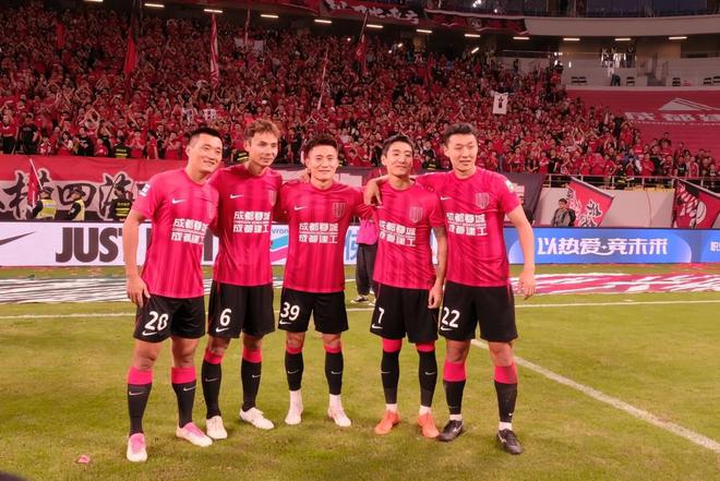 雷速官网-韦世豪助攻造点，圆梦回归国足大名单-第1张图片-雷速官网