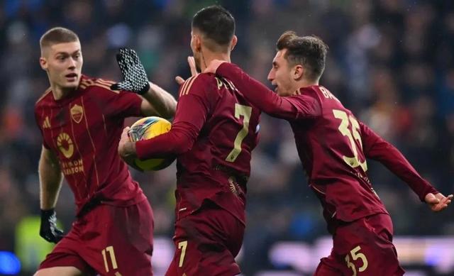 雷速官网-意甲比赛场面精彩,罗马高歌猛进-第2张图片-雷速官网 雷速官网-意甲比赛场面精彩,罗马高歌猛进-第2张图片-雷速官网