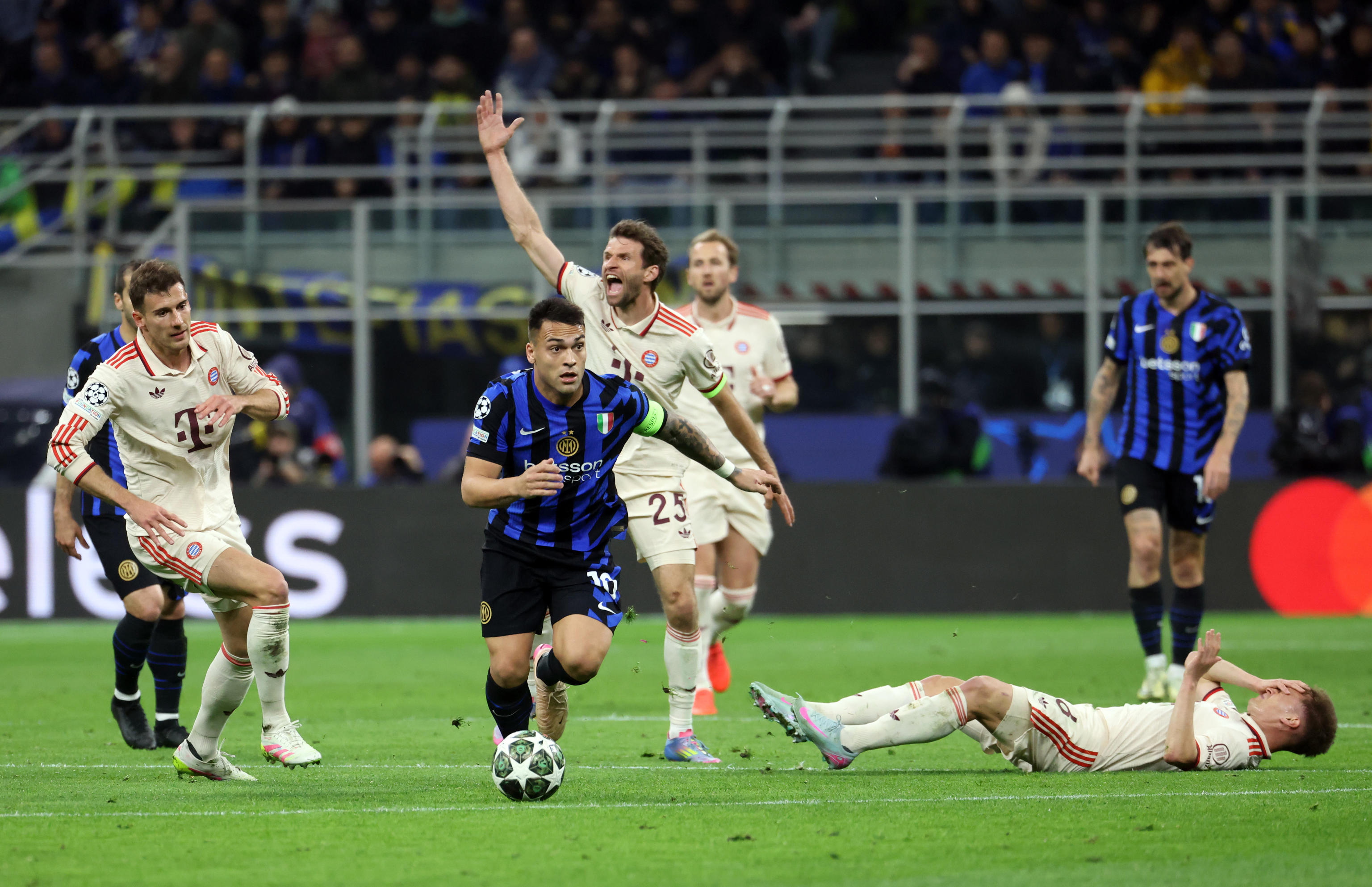 雷速官网下载-欧洲豪门球队力争国际足球胜利-第1张图片-雷速官网 雷速官网下载-欧洲豪门球队力争国际足球胜利-第1张图片-雷速官网