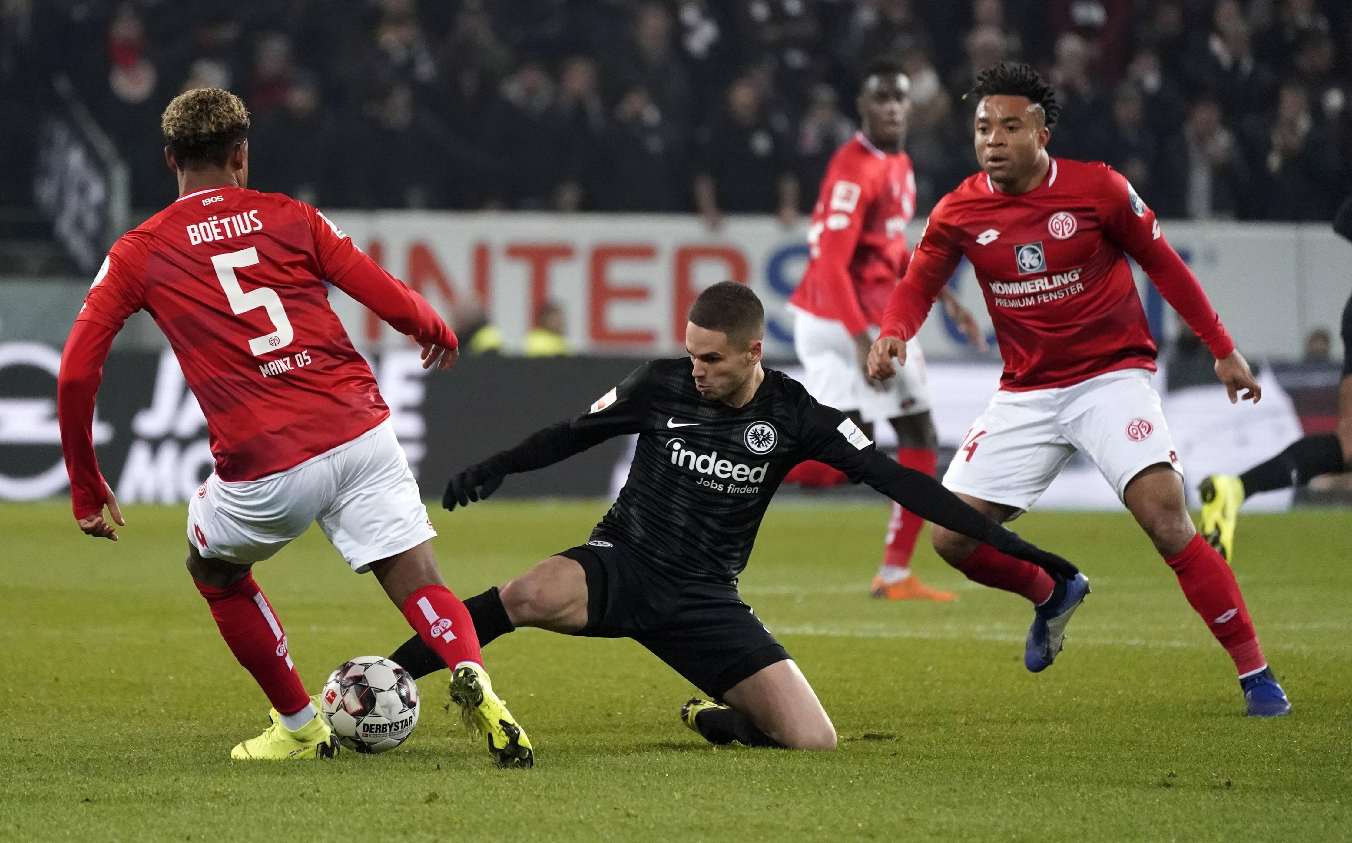 雷速官网-圣艾蒂安主场迎战蒙贝利亚尔-第1张图片-雷速官网