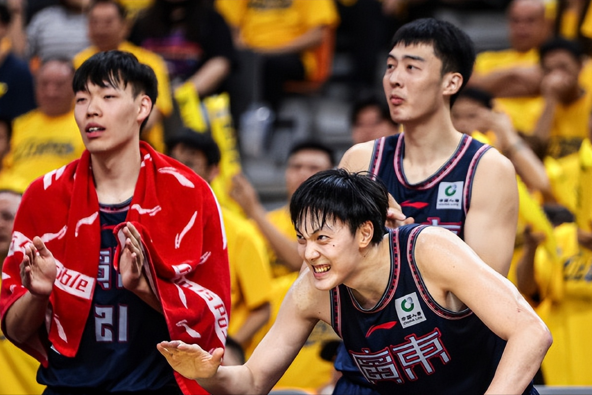 雷速-国王队努力训练备战激战即将展开-第1张图片-雷速官网 雷速-国王队努力训练备战激战即将展开-第1张图片-雷速官网