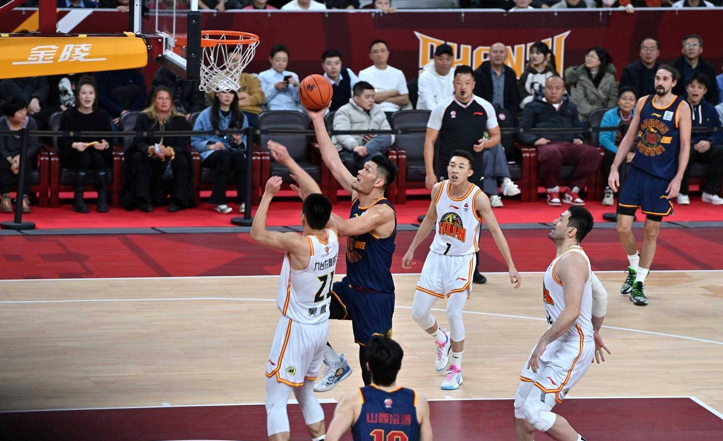 雷速直播-上海男篮全队发挥出色赢下天津队-第2张图片-雷速官网 雷速直播-上海男篮全队发挥出色赢下天津队-第2张图片-雷速官网