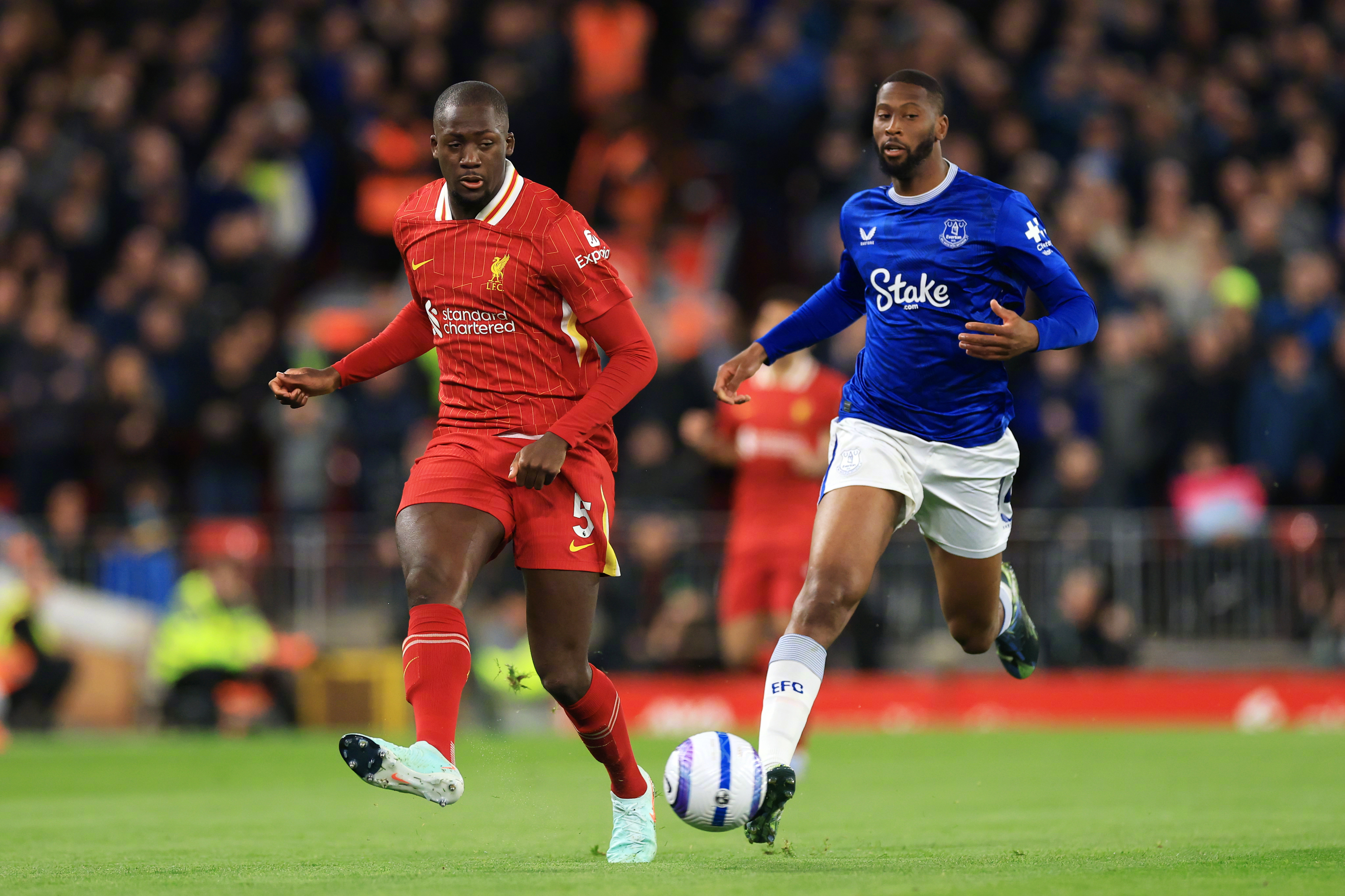 雷速官网-利物浦球员全力以赴备战重要比赛,以最佳状态迎敌-第1张图片-雷速官网 雷速官网-利物浦球员全力以赴备战重要比赛,以最佳状态迎敌-第1张图片-雷速官网