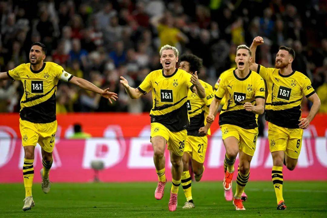 雷速官网下载-拜仁慕尼黑主场大胜对手积分榜领跑-第1张图片-雷速官网 雷速官网下载-拜仁慕尼黑主场大胜对手积分榜领跑-第1张图片-雷速官网