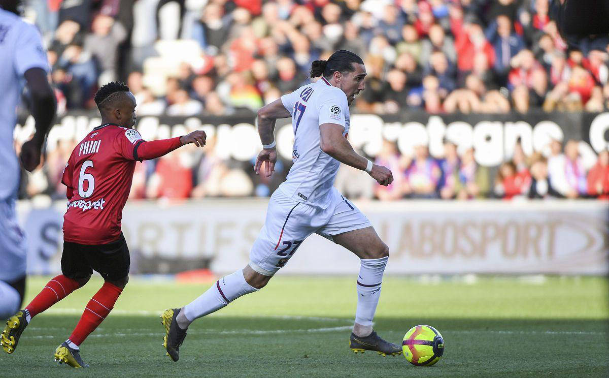 雷速官网下载-佛罗伦萨教练团队重塑战术，球队取得连胜-第2张图片-雷速官网