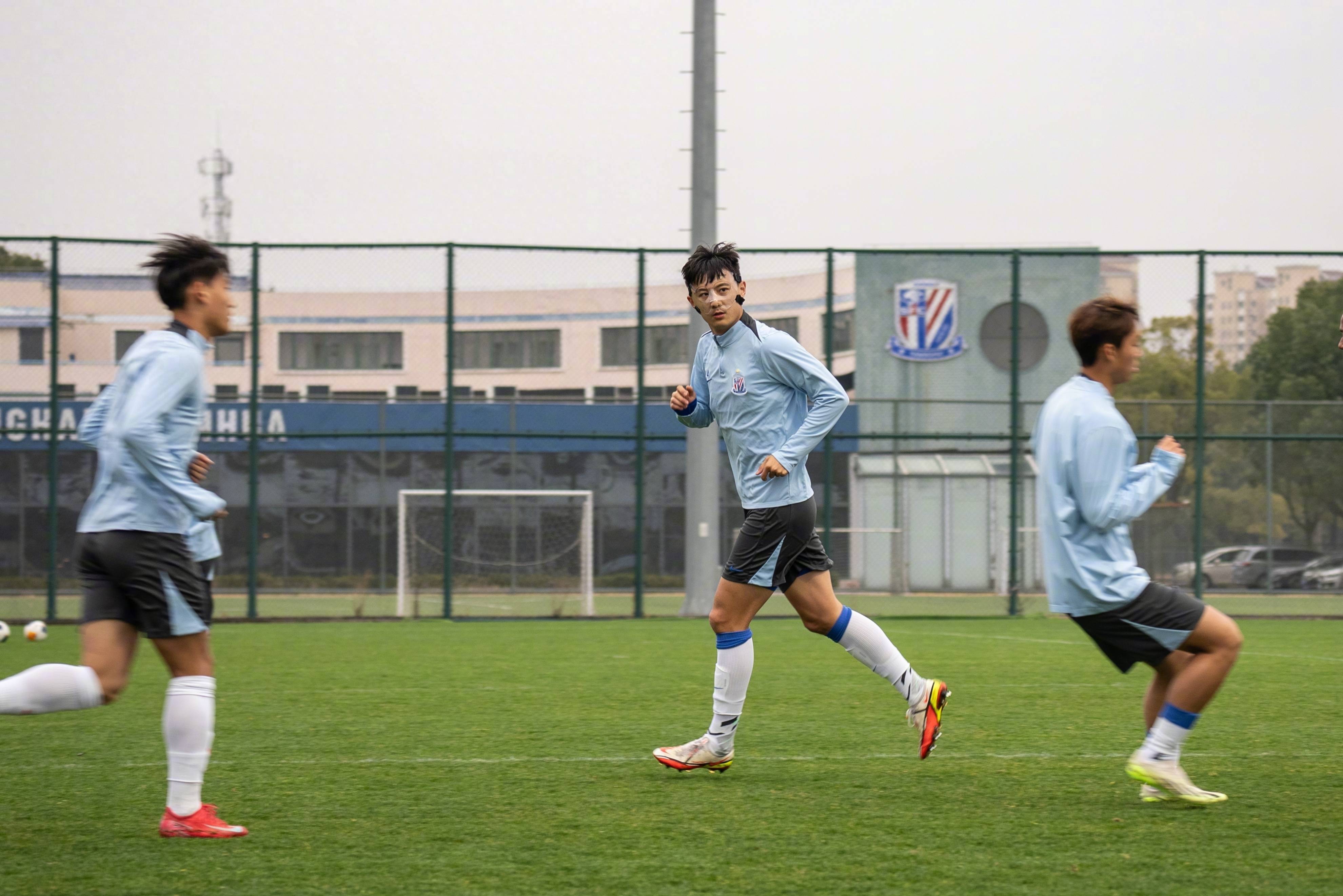 雷速官网下载-中超赛季关键战事紧张展开-第1张图片-雷速官网 雷速官网下载-中超赛季关键战事紧张展开-第1张图片-雷速官网