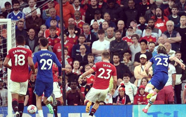 雷速官网-切尔西客场大胜，锁定欧冠资格-第1张图片-雷速官网