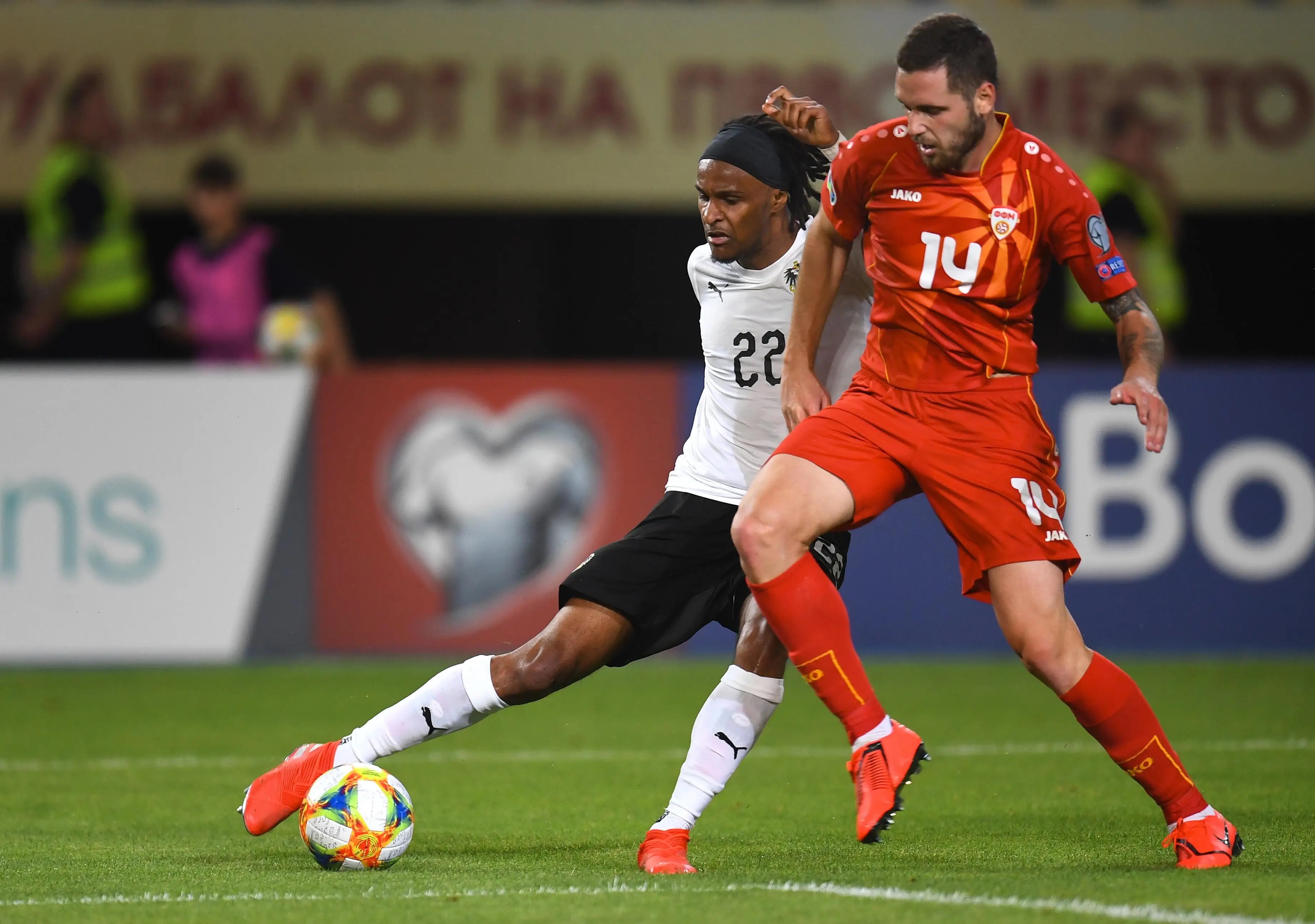 雷速官网-北马其顿队在欧洲预选赛中谨慎备战，稳扎稳打-第2张图片-雷速官网