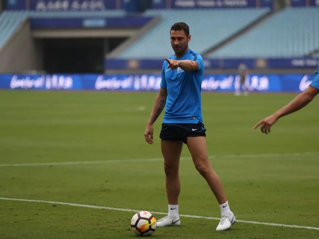 雷速官网-广州富力勇夺胜利,积极调整战术体能!-第2张图片-雷速官网 雷速官网-广州富力勇夺胜利,积极调整战术体能!-第2张图片-雷速官网