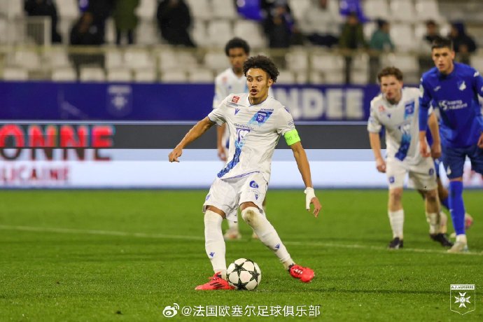 雷速直播-霍芬海姆队中场掌控球场局面-第2张图片-雷速官网 雷速直播-霍芬海姆队中场掌控球场局面-第2张图片-雷速官网