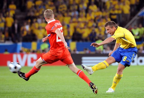 雷速官网-意大利与瑞典展开激烈角逐-第1张图片-雷速官网 雷速官网-意大利与瑞典展开激烈角逐-第1张图片-雷速官网