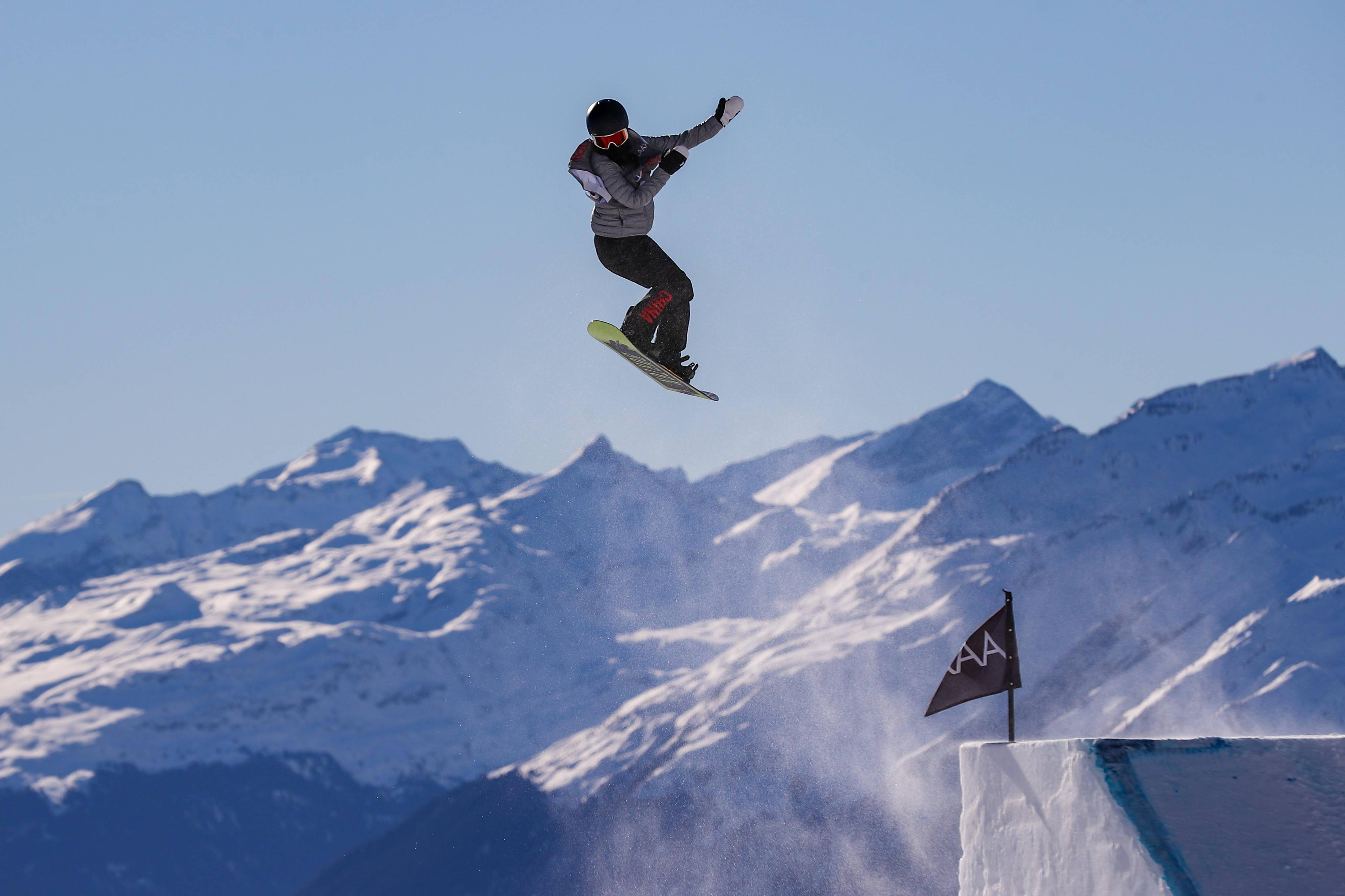 雷速官网-瑞士选手在滑雪赛中斩获冠军-第1张图片-雷速官网