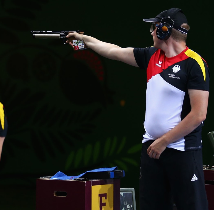 雷速直播-日本选手创造新纪录,获得射击比赛冠军-第1张图片-雷速官网 雷速直播-日本选手创造新纪录,获得射击比赛冠军-第1张图片-雷速官网