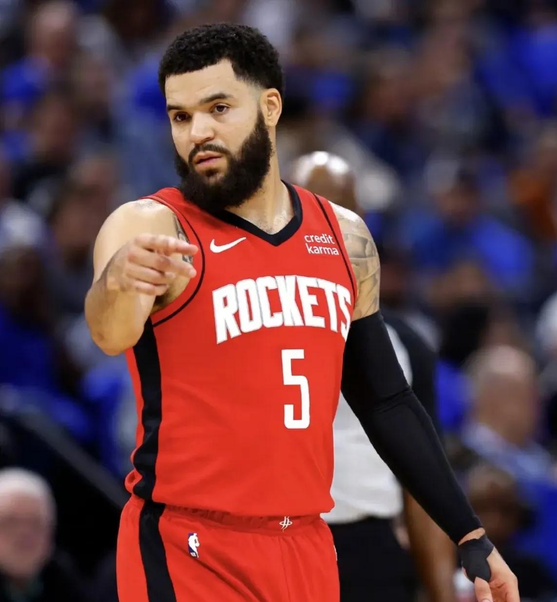 雷速直播-太阳新秀连续得分,成为球队未来希望-第1张图片-雷速官网 雷速直播-太阳新秀连续得分,成为球队未来希望-第1张图片-雷速官网