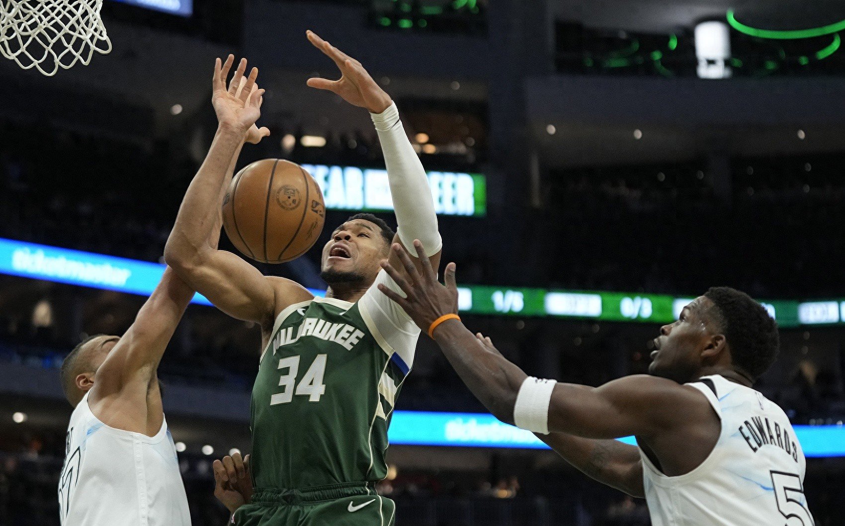 雷速官网-灰熊队主场大胜掘金,豪取五连胜-第2张图片-雷速官网 雷速官网-灰熊队主场大胜掘金,豪取五连胜-第2张图片-雷速官网