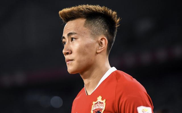 雷速直播-格莱美阿雅克肖队员全力踢球备战下赛季-第2张图片-雷速官网 雷速直播-格莱美阿雅克肖队员全力踢球备战下赛季-第2张图片-雷速官网