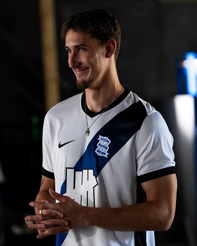 雷速官网-伯明翰城客场战胜斯特克城,取得胜利-第2张图片-雷速官网 雷速官网-伯明翰城客场战胜斯特克城,取得胜利-第2张图片-雷速官网