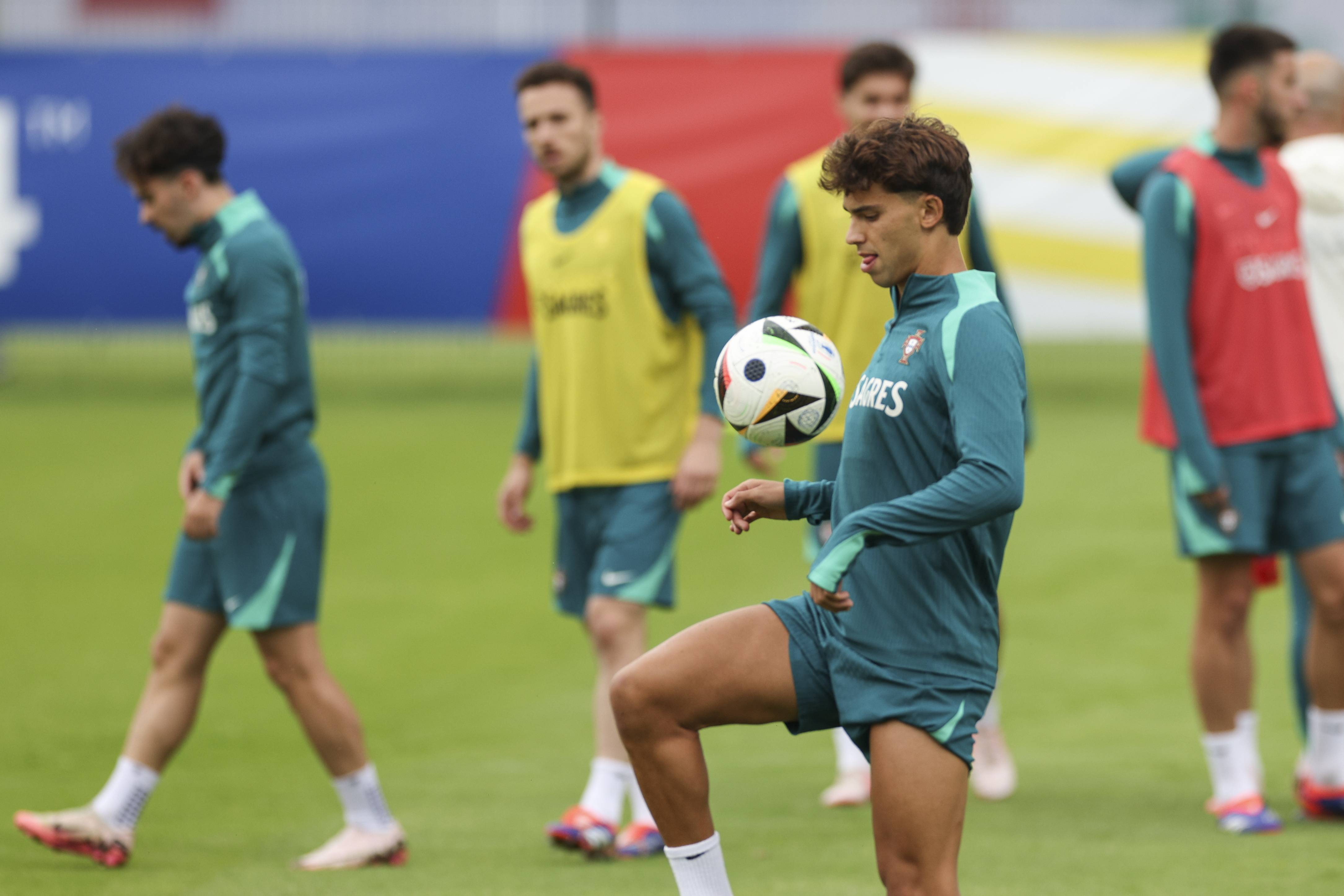 雷速官网-葡萄牙国家队精彩比赛,主场获胜-第2张图片-雷速官网 雷速官网-葡萄牙国家队精彩比赛,主场获胜-第2张图片-雷速官网