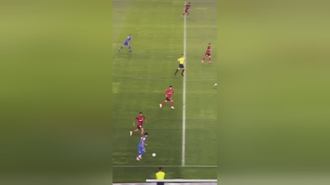 雷速官网-足球联赛激烈对抗连连上演,球队实力逐渐凸显-第2张图片-雷速官网 雷速官网-足球联赛激烈对抗连连上演,球队实力逐渐凸显-第2张图片-雷速官网