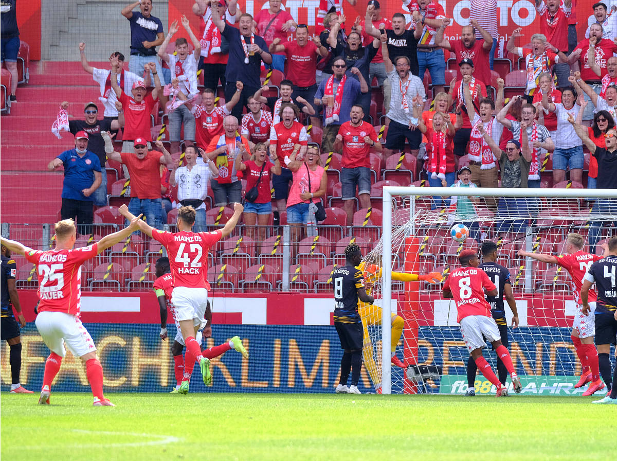 雷速官网-美因茨连续不胜,保级形势堪忧-第2张图片-雷速官网 雷速官网-美因茨连续不胜,保级形势堪忧-第2张图片-雷速官网