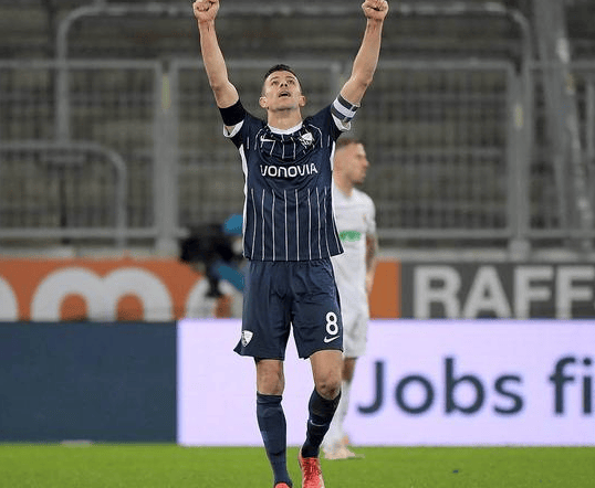 雷速-斯图加特主场大胜云达不莱梅-第2张图片-雷速官网 雷速-斯图加特主场大胜云达不莱梅-第2张图片-雷速官网