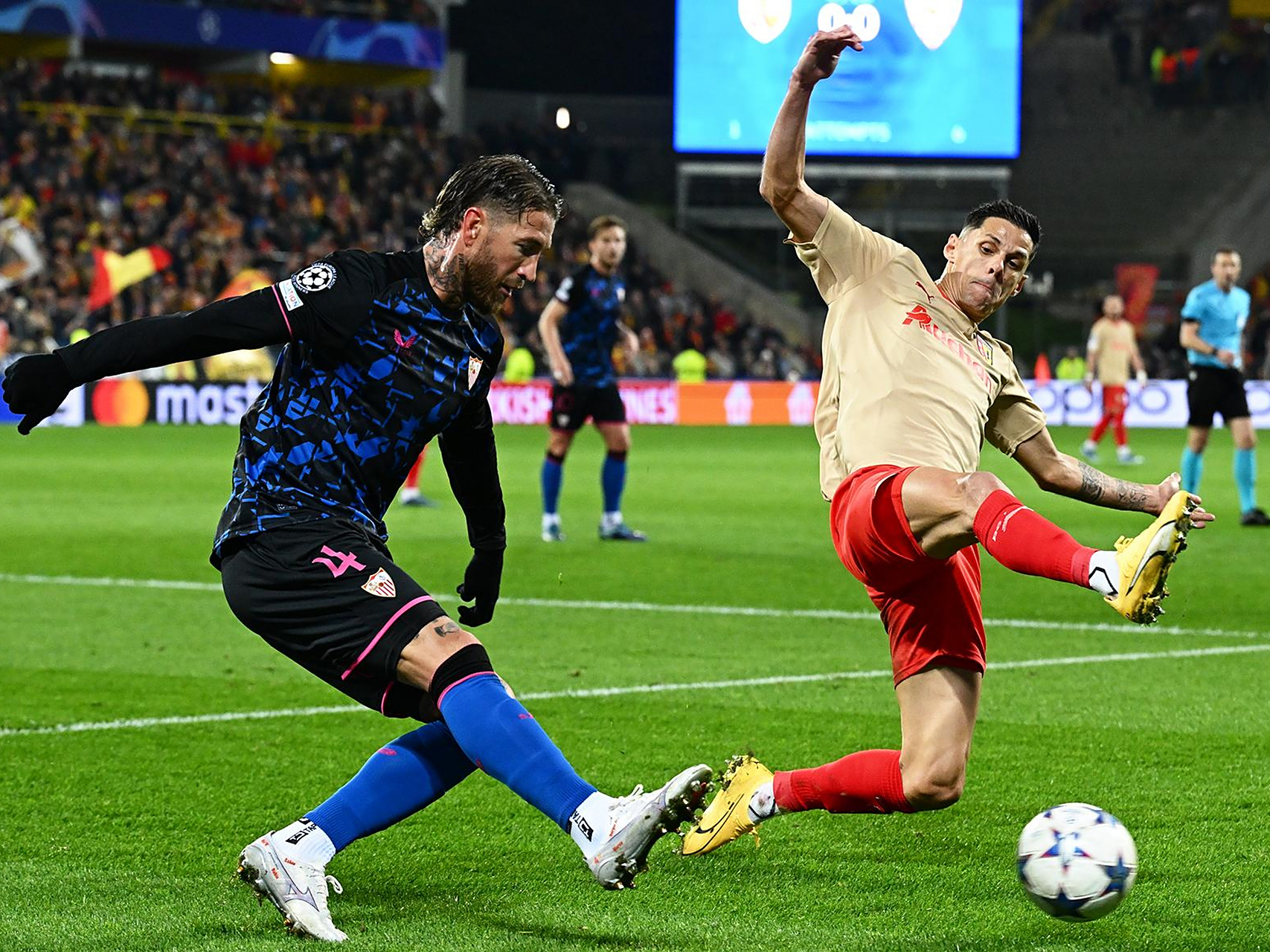 雷速官网-瓦伦西亚遭逆转，客场失利惹人遗憾-第2张图片-雷速官网