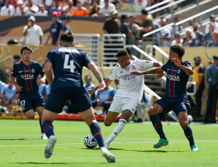 雷速-巴黎圣日耳曼中场球员受伤，缺席关键对决-第1张图片-雷速官网