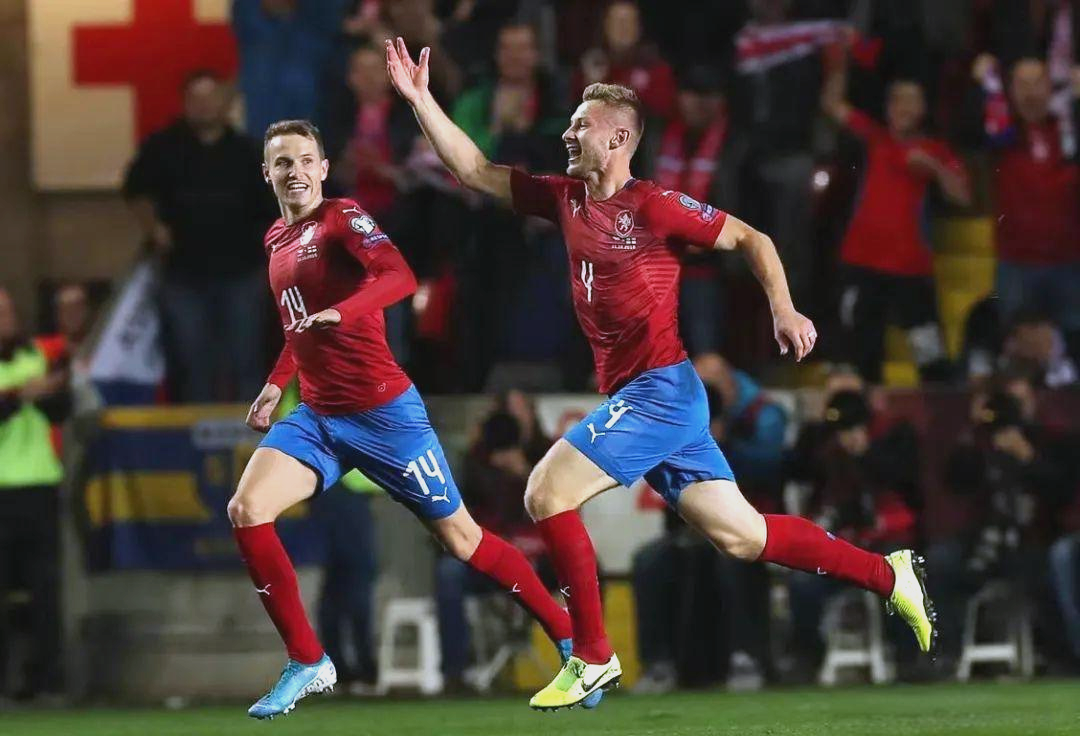 雷速官网-欧预赛：波兰取胜晋级，坚定信心晋级下一轮-第1张图片-雷速官网