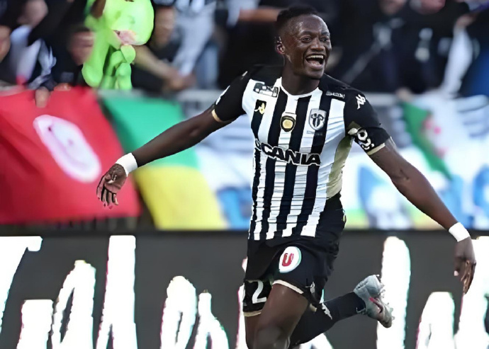 雷速官网下载-昂热球员表现持续稳定!-第1张图片-雷速官网 雷速官网下载-昂热球员表现持续稳定!-第1张图片-雷速官网