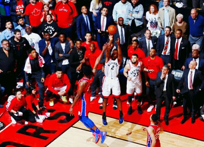 雷速直播-雄鹿名宿基德出席球队名宿晚会，队员激动-第2张图片-雷速官网